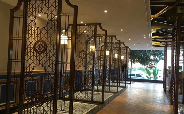 南陽正值雨季，不銹鋼屏風的維護要留意