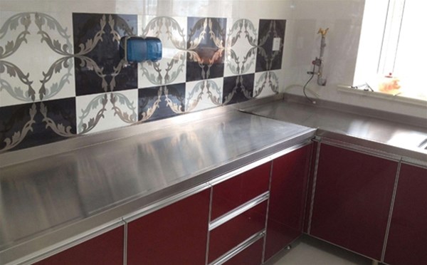 如何選購到滿意的不銹鋼櫥柜呢？