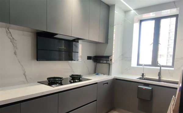 不銹鋼櫥柜的優(yōu)勢(shì)和特點(diǎn)