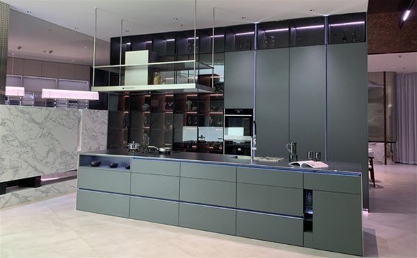 全屋定制為什么更推薦不銹鋼材質？廚房只是開始